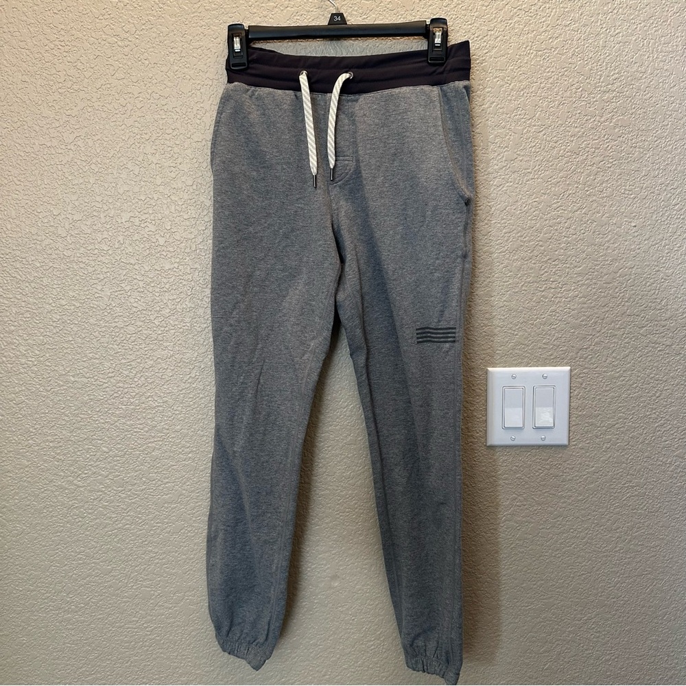 Vouri Men’s Sweats XS